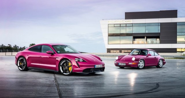 Porsche Taycan 2022 mang màu sắc mới lạ, có thể đỗ xe không cần người lái